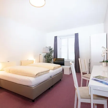 Hotell Adler *